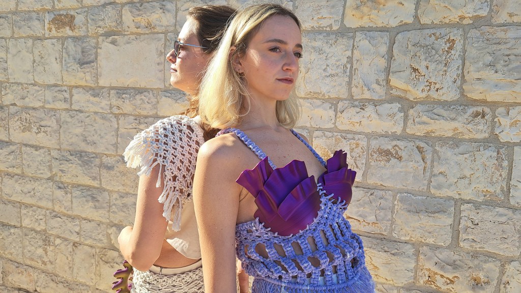 This project was created during a 1.5-month artistic residency in Bari and Barletta, Italy. In response to an invitation to explore the theme of rebellion through the lens of fashion, traditional craftsmanship, and 3D printing, I created two garments that combine traditional techniques, such as macramé, with the modernity of 3D printing. 